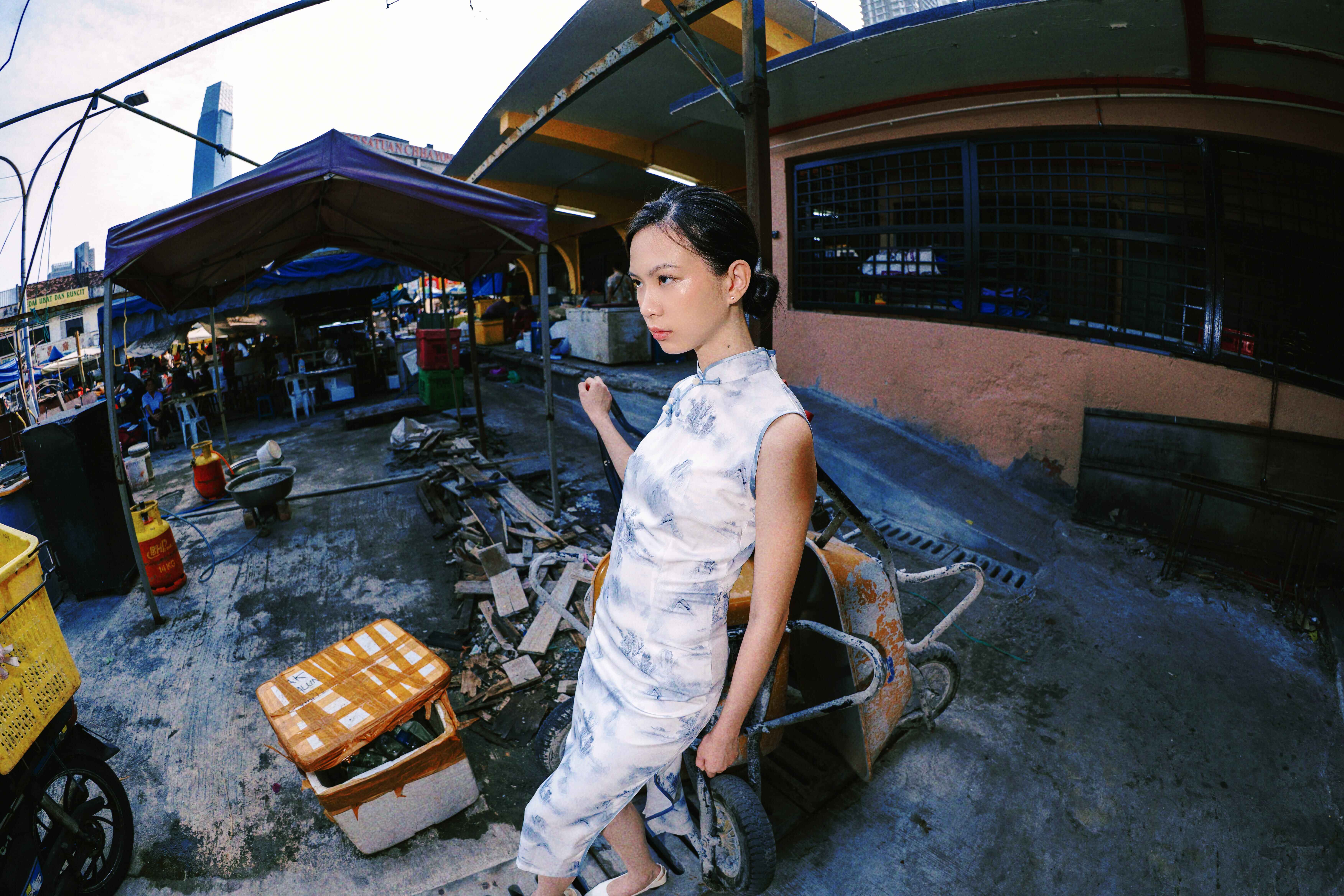 Creative fisheye portrait by Faris Baharin captured at 14mm on Sony Alpha 7 IV